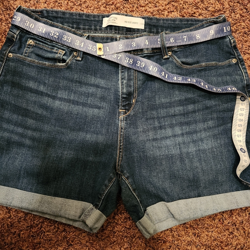 Levi Shorts sz 12